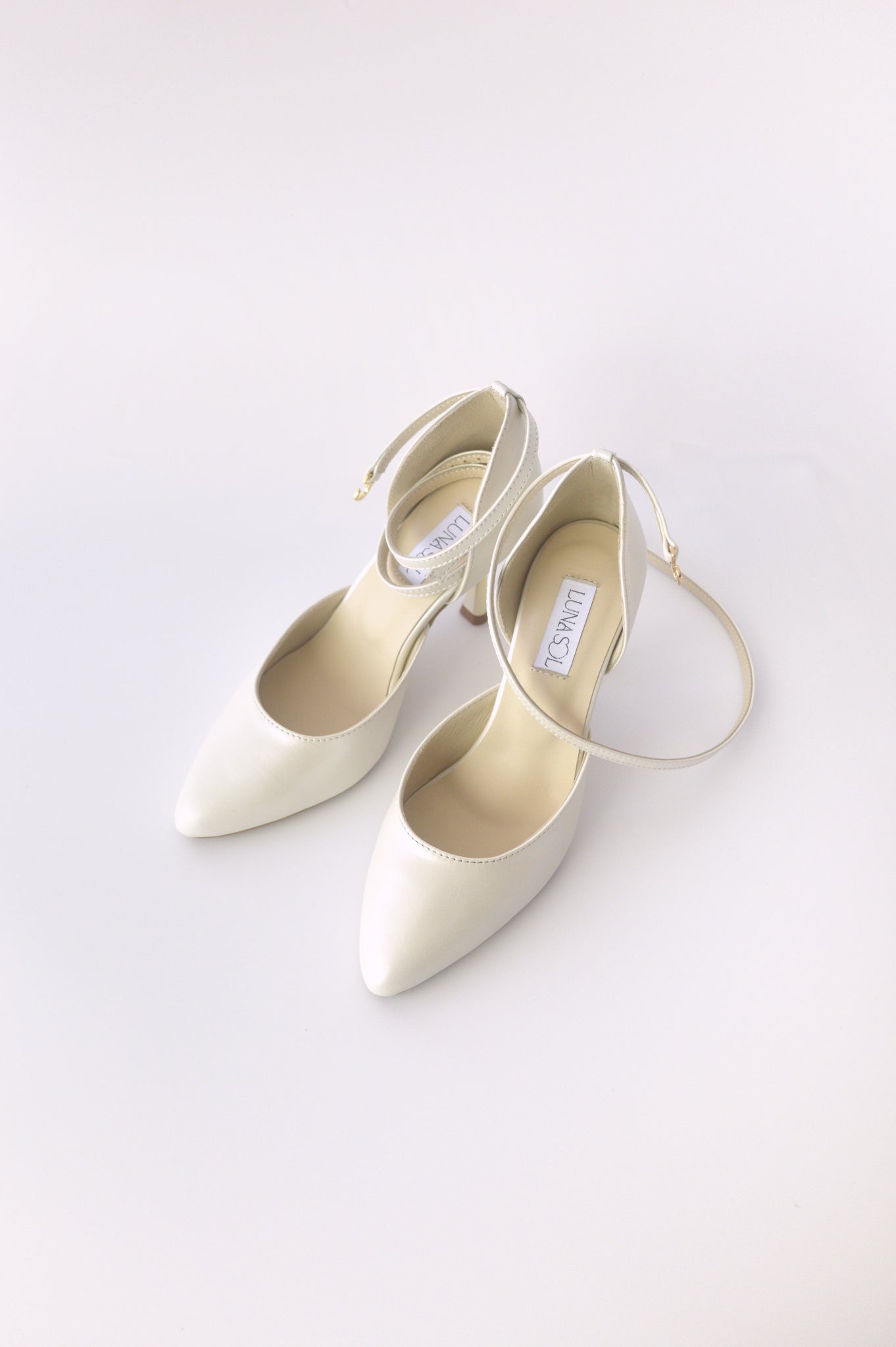 White Ballroom with Gold Heel